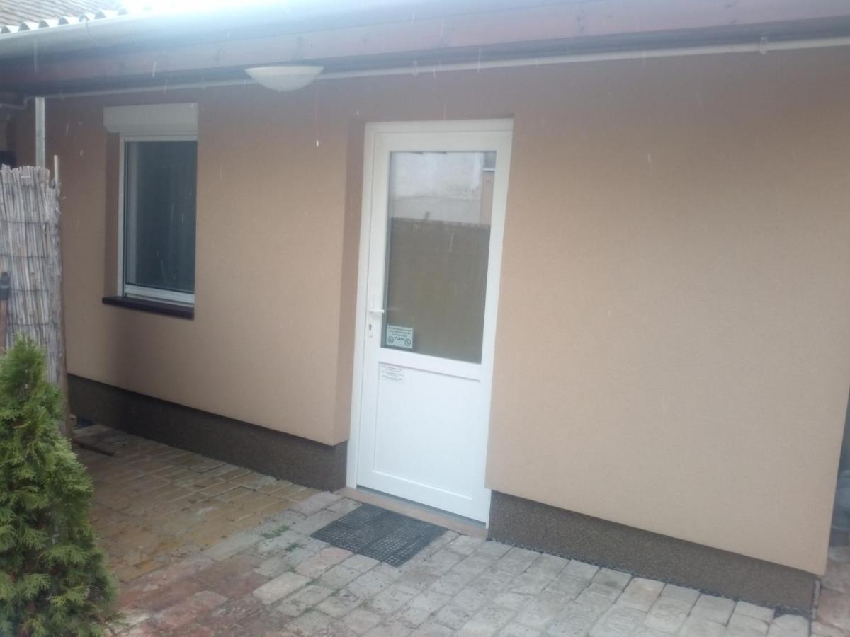 Start Apartmanok Pécs Extérieur photo