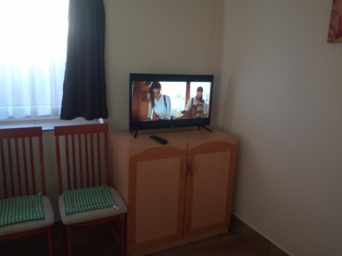 Start Apartmanok Pécs Extérieur photo