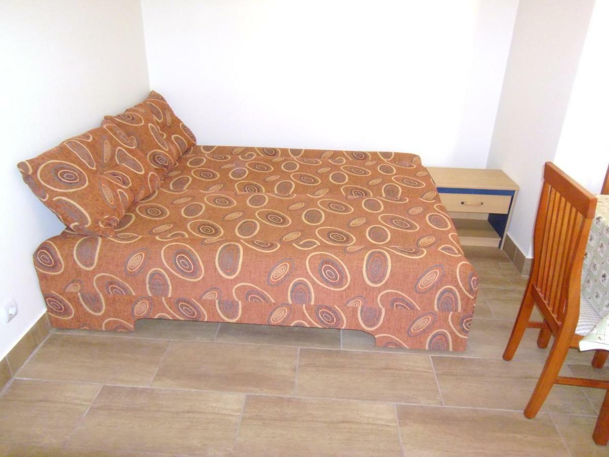 Start Apartmanok Pécs Extérieur photo